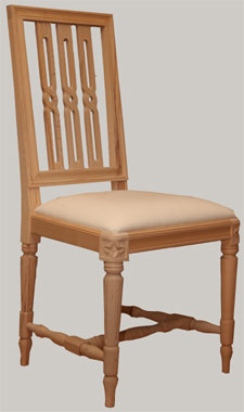 Koristeellinen, pehmustettu tuoli