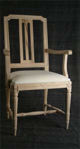 Druvan-tuoli käsinojilla