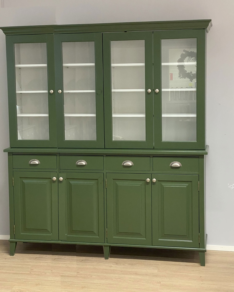 Vitriini, 165x42/52x182 cm, lasiovi