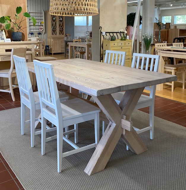 Pöytä X-jalka 160x90 kuultovalkoinen