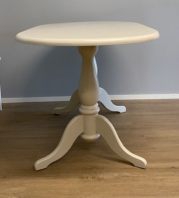 Ovaali pöytä 130x80, harmaa