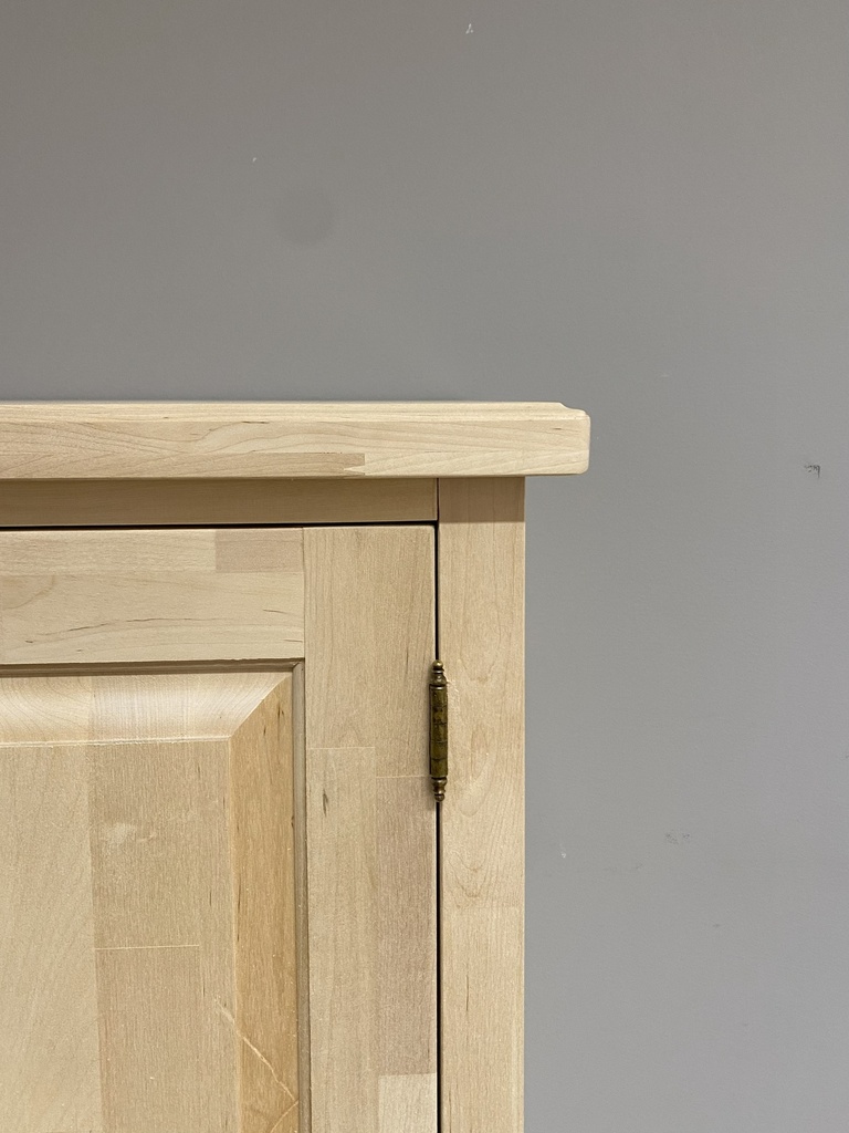 Kaappi (100x40x125) Puuovi