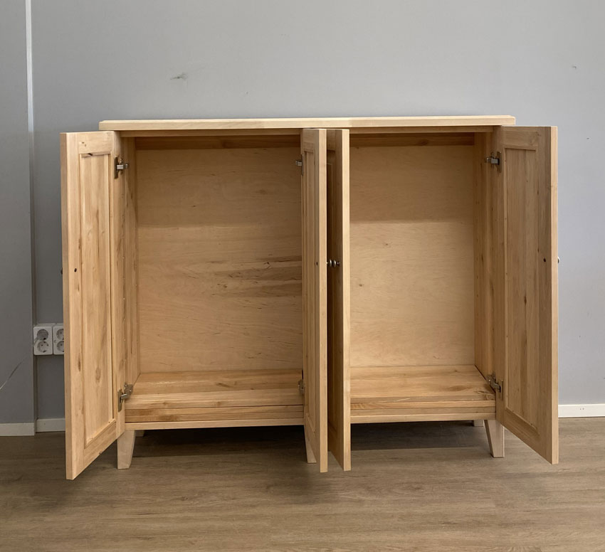 Kaappi (125x36x107) Puuovi