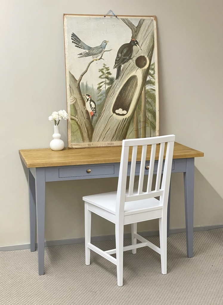 Kirjoituspöytä (115x50)