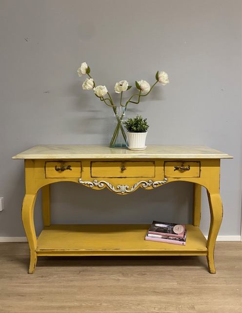 Rokokoo-konsolipöytä, keltainen