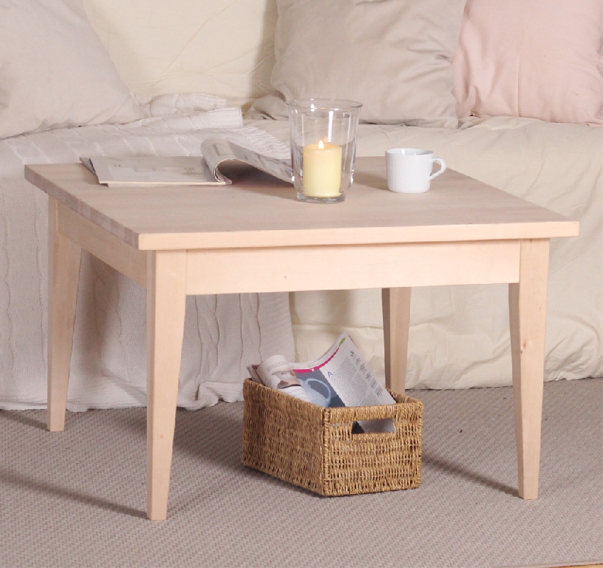 Neliö sohvapöytä koivusta