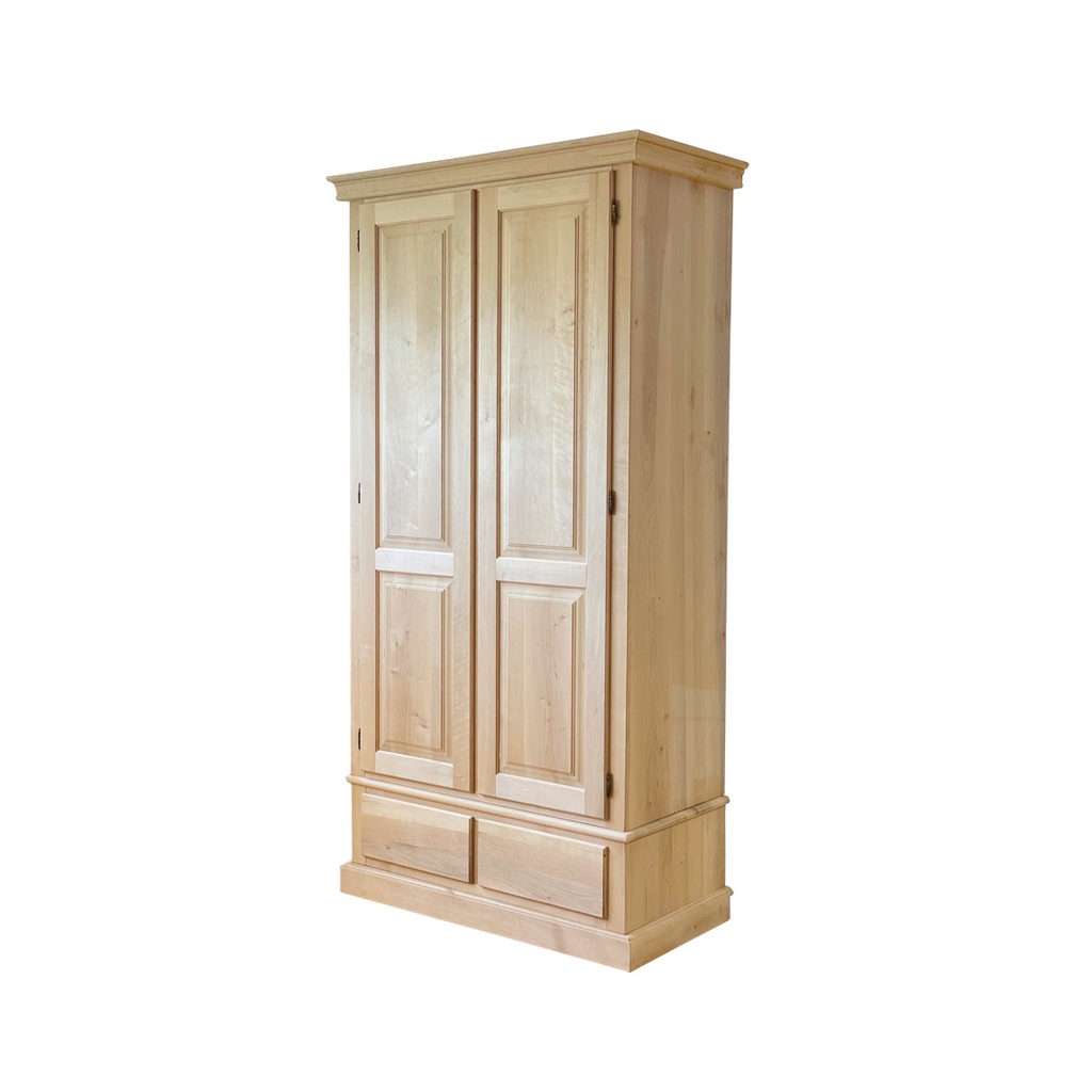 Isännänvaatekaappi