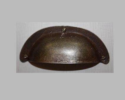 Apteekin vedin, väri: ruosterauta