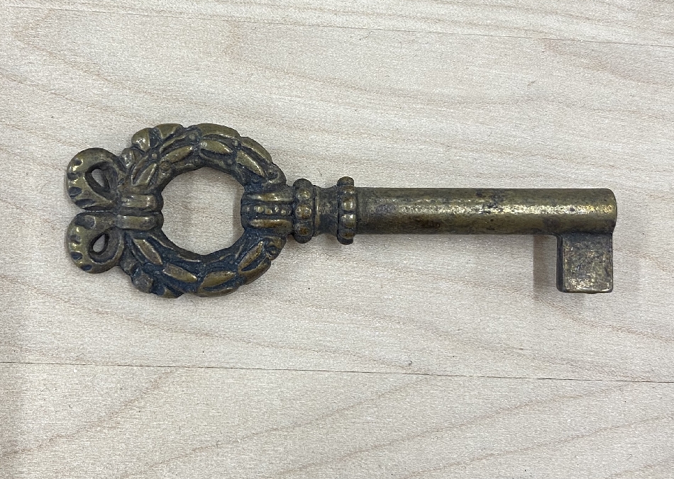Rusettiavain, 69 mm
