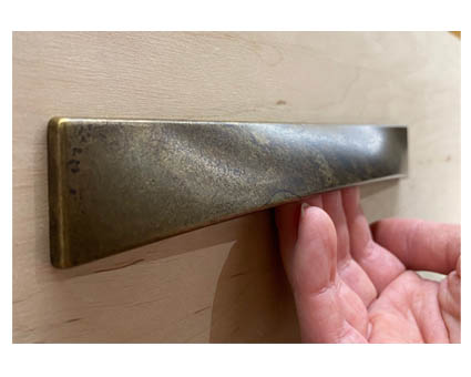 [482] Pitkä vedin, antiikkimessinki, 210x30 mm