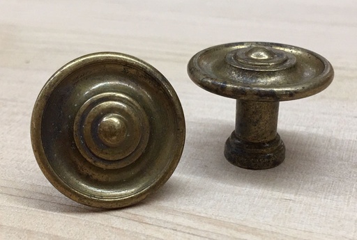 [633] Kierrenuppi, väri: antiikkimessinki, 24x20 mm