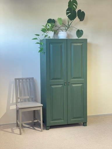 [2500] Matala vaatekaappi, Metsänvihreä